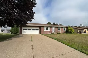 1032 W Elm St, Lake City, MN 55041 - Photo 1