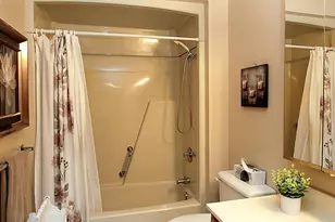 250 Freemont Ave SE, Hutchinson, MN 55350 - Photo 15