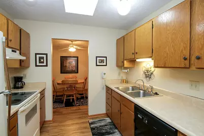 250 Freemont Avenue SE #113, Hutchinson, MN 55350 - Photo 5