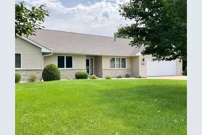 1903 14th Street SW, Austin, MN 55912 - Photo 1
