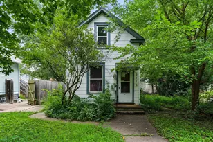 3113 40th Ave S, Minneapolis, MN 55406 - Photo 1