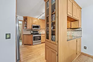 55 Garden Dr, Burnsville, MN 55337 - Photo 15