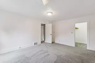 616 Brown St SW, Hutchinson, MN 55350 - Photo 21