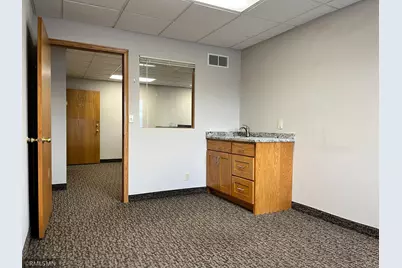 1027 7th Street NW #106, Rochester, MN 55901 - Photo 5
