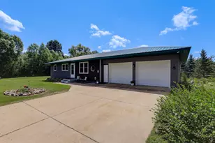 5810 324th St, Cannon Falls, MN 55009 - Photo 1