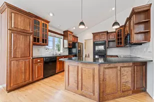 980 Aurora Cir, Red Wing, MN 55066 - Photo 7