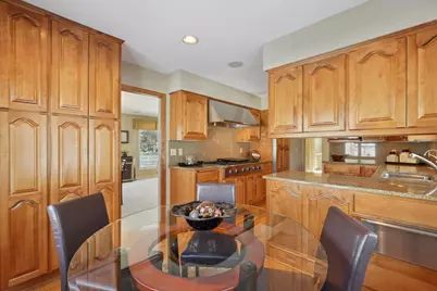 8190 Hill Trail N, Lake Elmo, MN 55042 - Photo 11