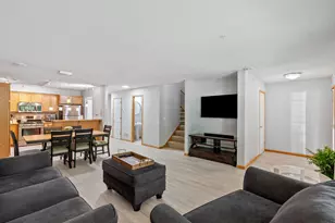 6121 32nd Ave N, Crystal, MN 55422 - Photo 3