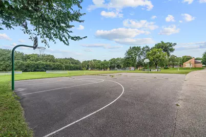 6121 32nd Avenue N, Crystal, MN 55422 - Photo 29