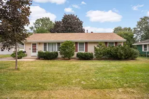 9533 Oakland Ave S, Bloomington, MN 55420 - Photo 1