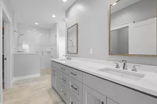 2732 Bentley Dr SW, Rochester, MN 55902 - Photo 23