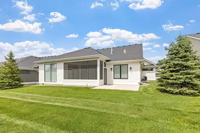 2732 Bentley Drive SW, Rochester, MN 55902 - Photo 5