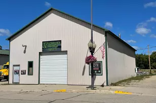 121 E Main St, Glenville, MN 56036 - Photo 1