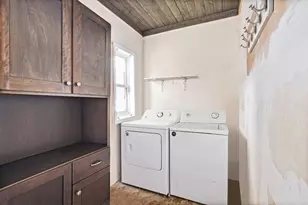 4022 E 2nd St, Superior, WI 54880 - Photo 7