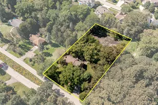 1103 Skyline Dr SW, Rochester, MN 55902 - Photo 3