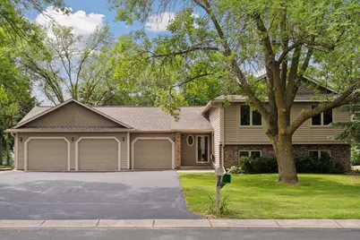 15375 74th Avenue N, Maple Grove, MN 55311 - Photo 1