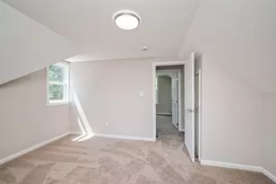 1747 York Ave, Saint Paul, MN 55106 - Photo 7