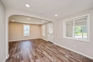 1747 York Ave, Saint Paul, MN 55106 - Photo 3