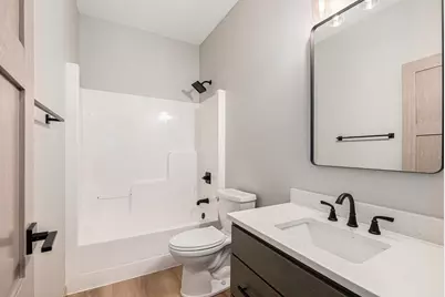 717 Tallgrass Circle, Luverne, MN 56156 - Photo 21