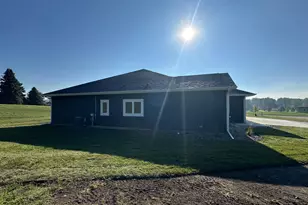 717 Tallgrass Cir, Luverne, MN 56156 - Photo 25