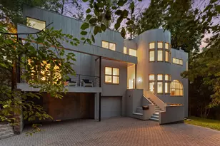 210 Sunnyridge Cir, Golden Valley, MN 55422 - Photo 1