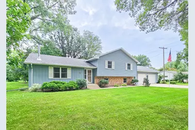 605 S Hemlock Street, Lamberton, MN 56152 - Photo 1