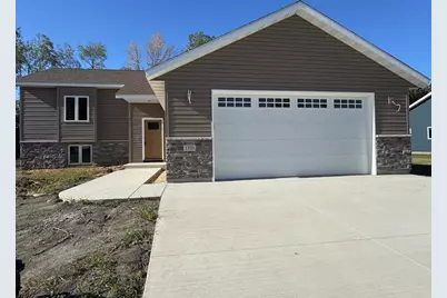 1310 SE Greenleaf Road, Owatonna, MN 55060 - Photo 1