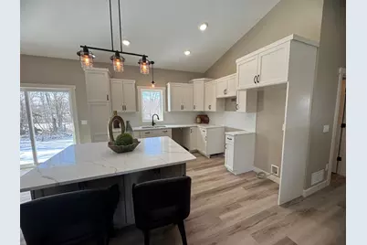 1310 SE Greenleaf Road, Owatonna, MN 55060 - Photo 3