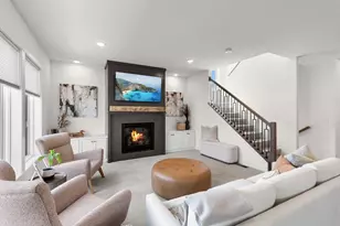 1130 Griffin Ave, Mahtomedi, MN 55115 - Photo 9