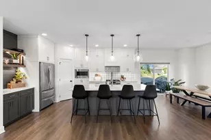 1130 Griffin Ave, Mahtomedi, MN 55115 - Photo 3