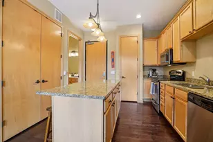 240 Spring St, Saint Paul, MN 55102 - Photo 5