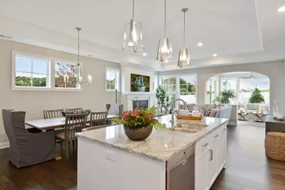 44 Spring Farm Road, North Oaks, MN 55127 - Photo 3