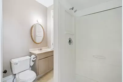 102 N 4th Street, River Falls, WI 54022 - Photo 17