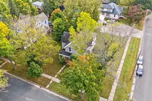 102 N 4th St, River Falls, WI 54022 - Photo 7