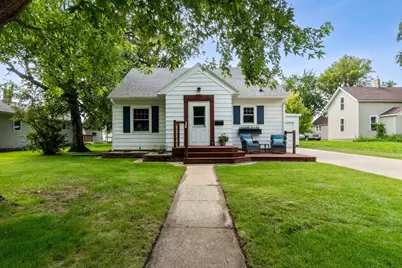 1118 Hawthorne Street, Alexandria, MN 56308 - Photo 1