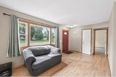 8209 11th Avenue S, Bloomington, MN 55420 - Photo 5