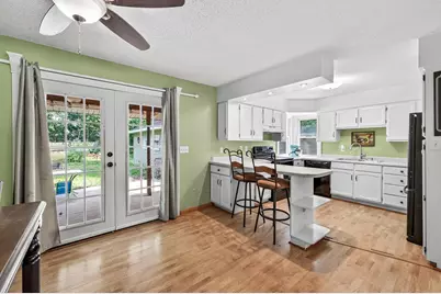 8209 11th Avenue S, Bloomington, MN 55420 - Photo 17