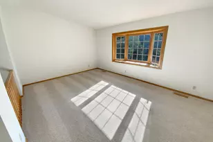 3309 Red Oak Cir N, Burnsville, MN 55337 - Photo 3