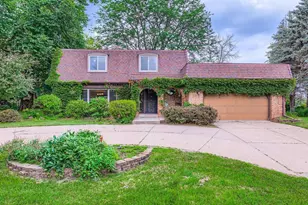 25 W Kraft Rd, West Saint Paul, MN 55118 - Photo 1