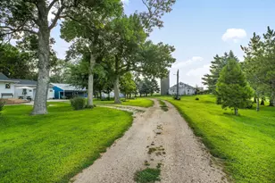 87192 510th St, Buffalo Lake, MN 55314 - Photo 3