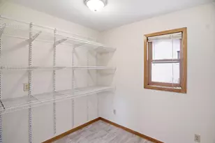 1053 Kettle Creek Rd, Eagan, MN 55123 - Photo 35