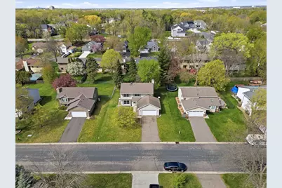1053 Kettle Creek Road, Eagan, MN 55123 - Photo 45
