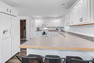 3102 8th Ave NW, Faribault, MN 55021 - Photo 11