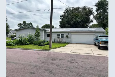 112 3rd Avenue N, Redwood Falls, MN 56283 - Photo 3