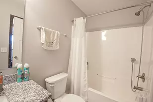 1930 Prospect Dr NE, Saint Cloud, MN 56304 - Photo 23