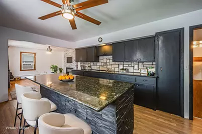 320 S Waterville Avenue, Le Center, MN 56057 - Photo 7