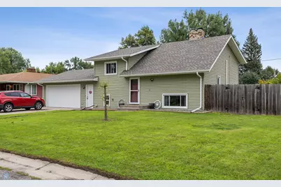 405 5th Street NE, Dilworth, MN 56529 - Photo 1