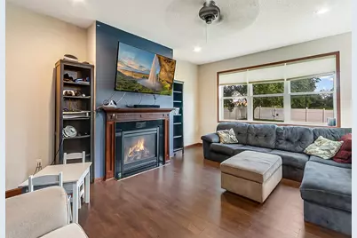 19600 Estes Path, Farmington, MN 55024 - Photo 3