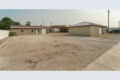 1007 3rd Avenue NE, Austin, MN 55912 - Photo 1