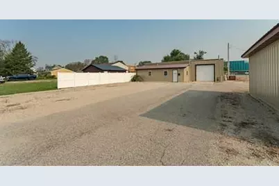 1007 3rd Avenue NE, Austin, MN 55912 - Photo 3